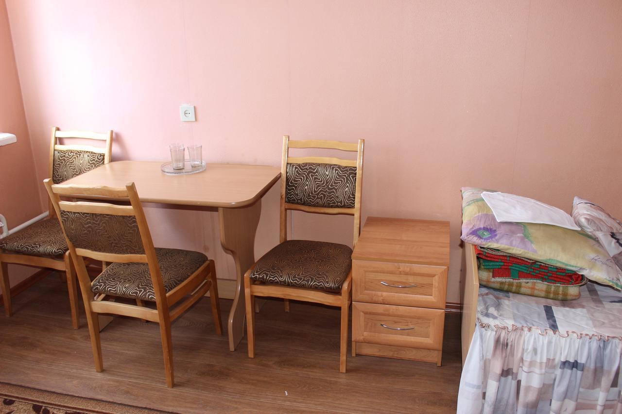 Dinamo Hotel Gomel Bagian luar foto
